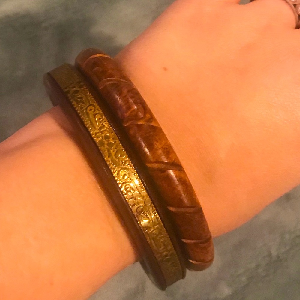 Wooden Bangles Set One with Gold like designs - Picture 4 of 4